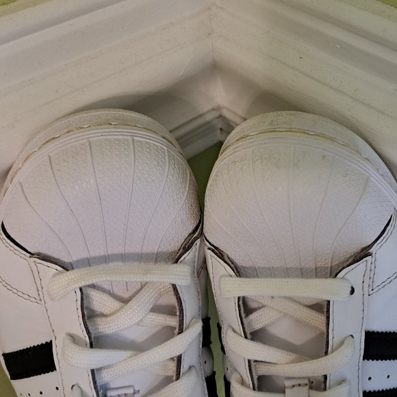 Adidas Originals Women's Superstar Shoes - Picture 12 of 16